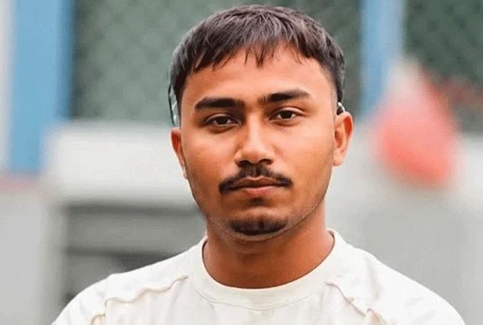 চলন্ত মোটরসাইকেলে ভিডিও করতে গিয়ে এক কনটেন্ট ক্রিয়েটরের মৃত্যু